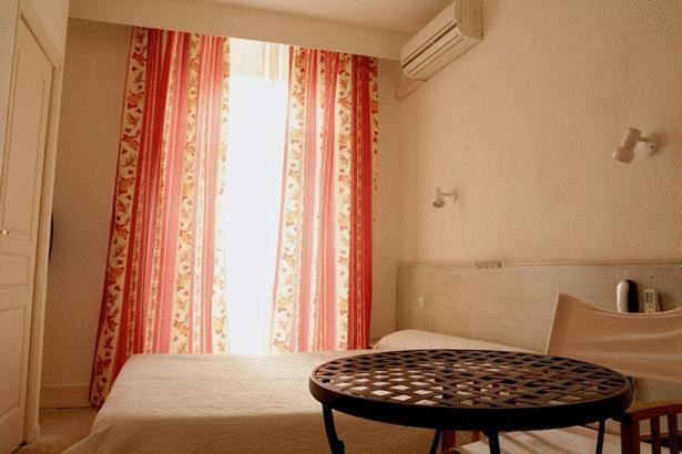 Hotel De Paris Montpellier Luaran gambar